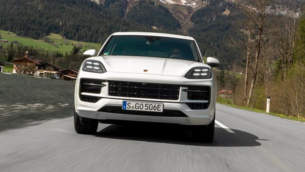 When is the new Porsche Cayenne electric car coming Timing