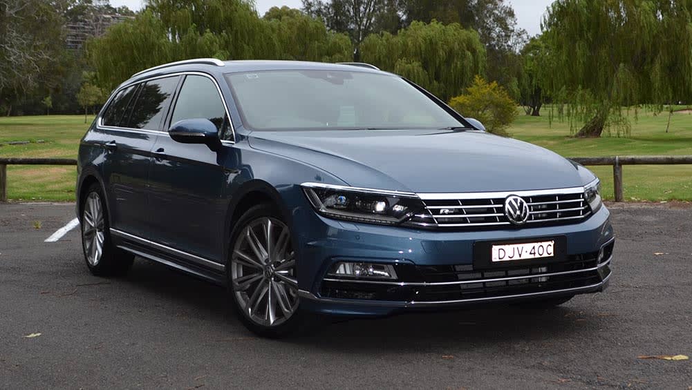 Volkswagen Passat 206 TSI R Line Wagon 2017 Review | CarsGuide