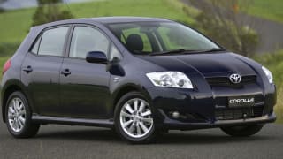 2010 Toyota Corolla Specs, Price, MPG & Reviews