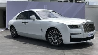 Rolls-Royce Cullinan Review, Colours, For Sale, Specs & News in