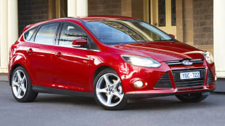 2009 Ford Focus Specs, Price, MPG & Reviews