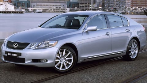 Lexus Gs 300 Dimensions 00 Length Width Height Turning Circle Ground Clearance Wheelbase Size Carsguide
